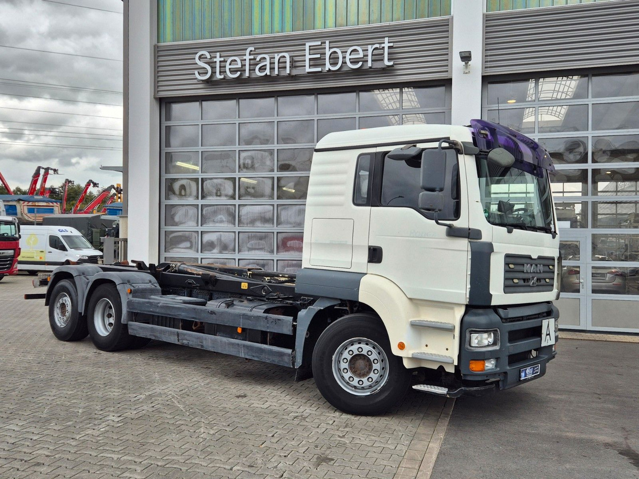 MAN TGA 26.440 6x2-2 BL Meiller RK 20.70 Bett - Kamion sa hidrauličnom kukom: slika 5 MAN TGA 26.440 6x2-2 BL Meiller RK 20.70 Bett - Kamion sa hidrauličnom kukom: slika 5