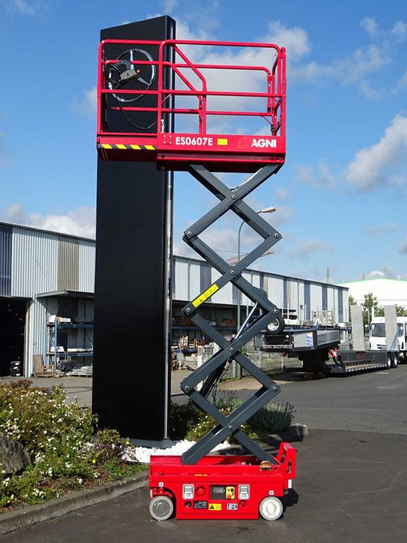 Magni ES0607E Scherenbühne // 5.6m Arbeitshöhe - Lift u obliku makaza: slika 5 Magni ES0607E Scherenbühne // 5.6m Arbeitshöhe - Lift u obliku makaza: slika 5