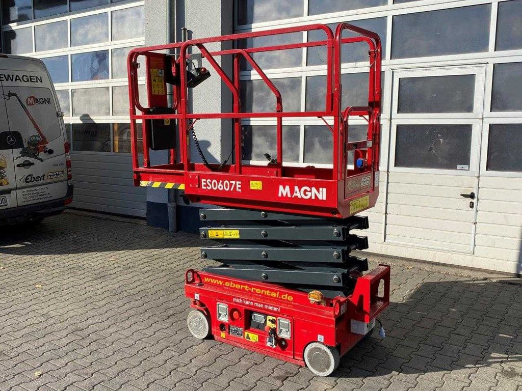 Magni ES0607E Scherenbühne // 5.6m Arbeitshöhe - Lift u obliku makaza: slika 3 Magni ES0607E Scherenbühne // 5.6m Arbeitshöhe - Lift u obliku makaza: slika 3