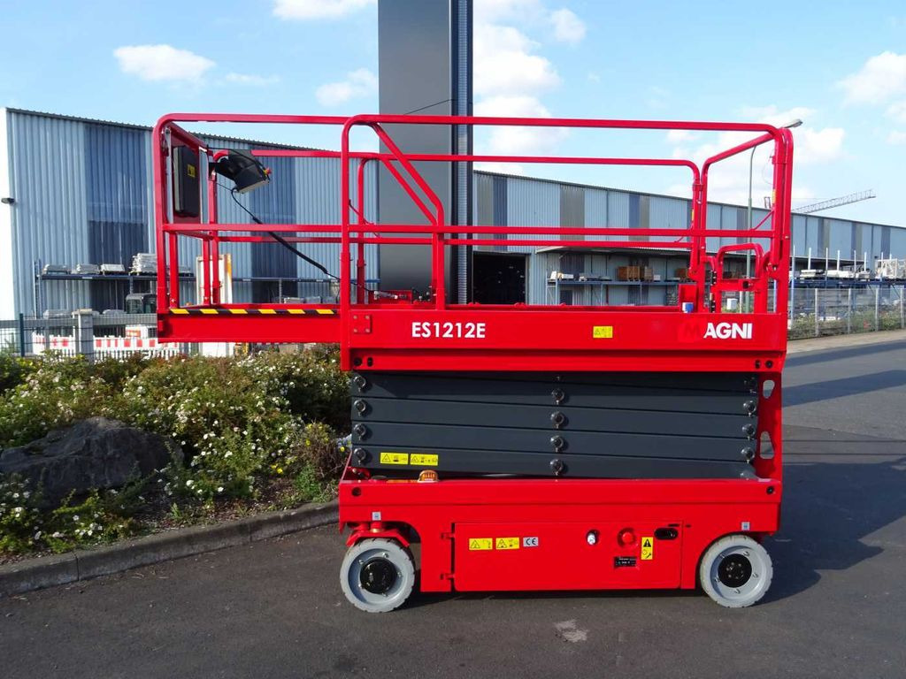 Magni ES1212E Scherenbühne // 12m Arbeitshöhe - Lift u obliku makaza: slika 4 Magni ES1212E Scherenbühne // 12m Arbeitshöhe - Lift u obliku makaza: slika 4