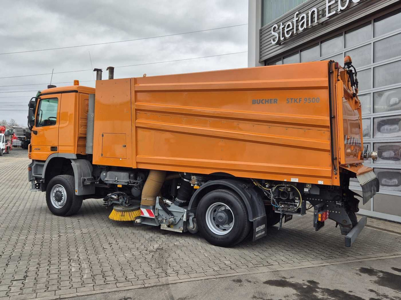 Autočistilica Mercedes-Benz Actros 2032 A 4x4 Bucher STKF 9500 Airport 30x: slika 14
