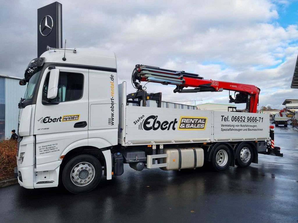 Mercedes-Benz Actros 2745 L 6x2 Baustoffpritsche+Kran Retarder - Kamion sa tovarnim sandukom, Kamion sa dizalicom: slika 4 Mercedes-Benz Actros 2745 L 6x2 Baustoffpritsche+Kran Retarder - Kamion sa tovarnim sandukom, Kamion sa dizalicom: slika 4