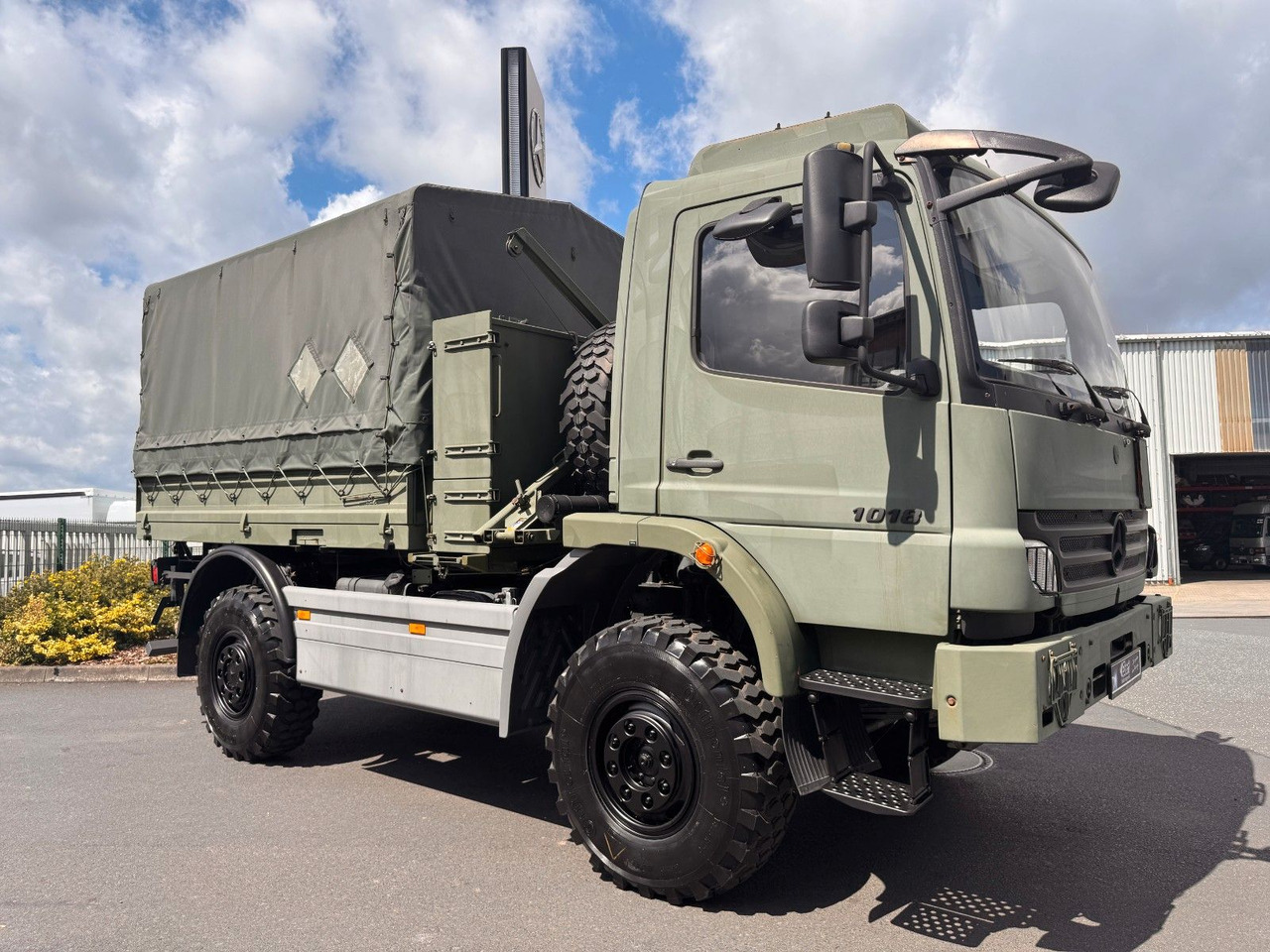 Mercedes-Benz Atego 1018 A 4x4 Singlebereifung 7 Stück vorh. - Kamion sa tovarnim sandukom: slika 3 Mercedes-Benz Atego 1018 A 4x4 Singlebereifung 7 Stück vorh. - Kamion sa tovarnim sandukom: slika 3