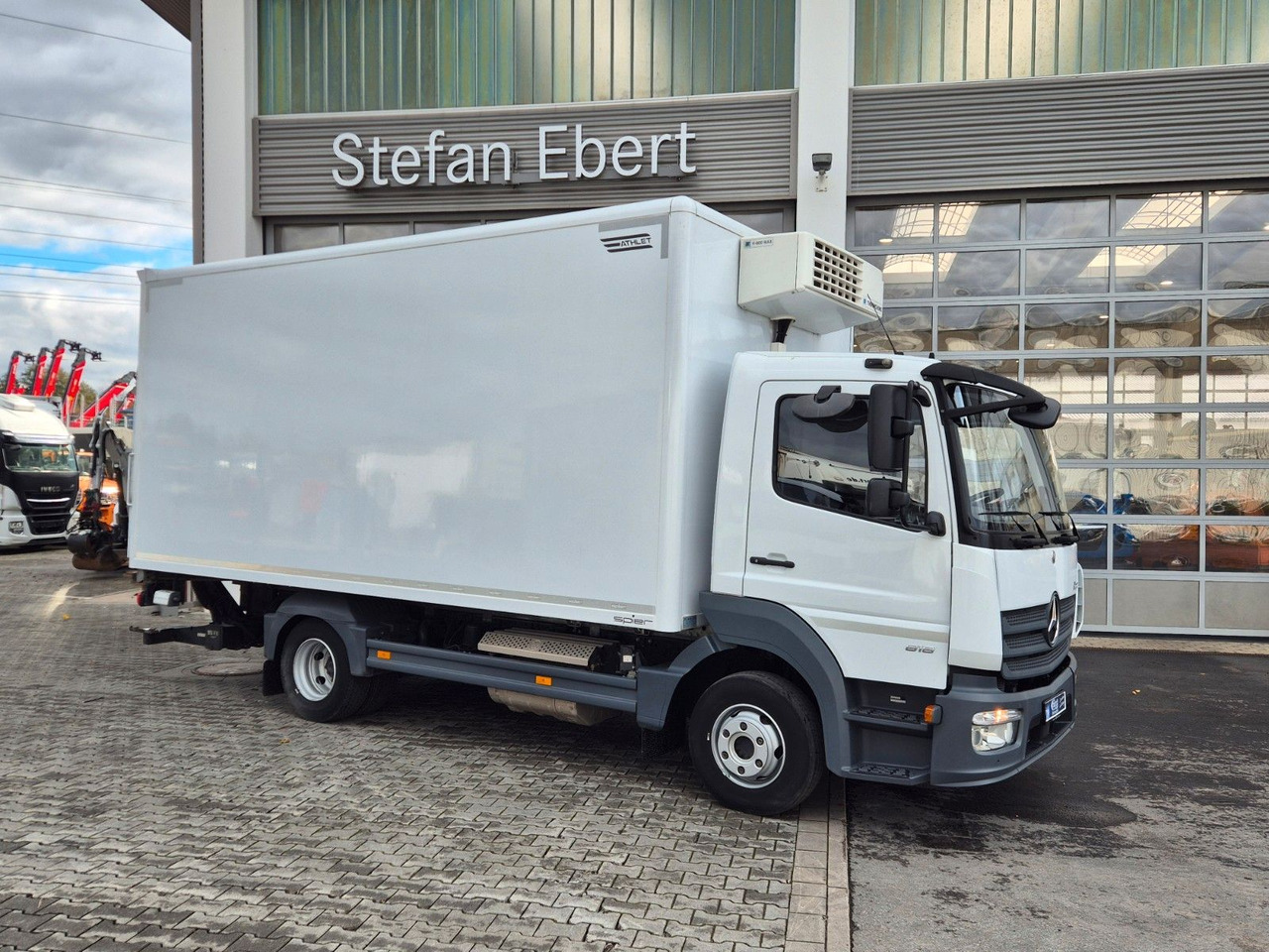 Mercedes-Benz Atego 818 L 4x2 LBW ThermoKing V-600 - Dostavno vozilo hladnjača: slika 4 Mercedes-Benz Atego 818 L 4x2 LBW ThermoKing V-600 - Dostavno vozilo hladnjača: slika 4