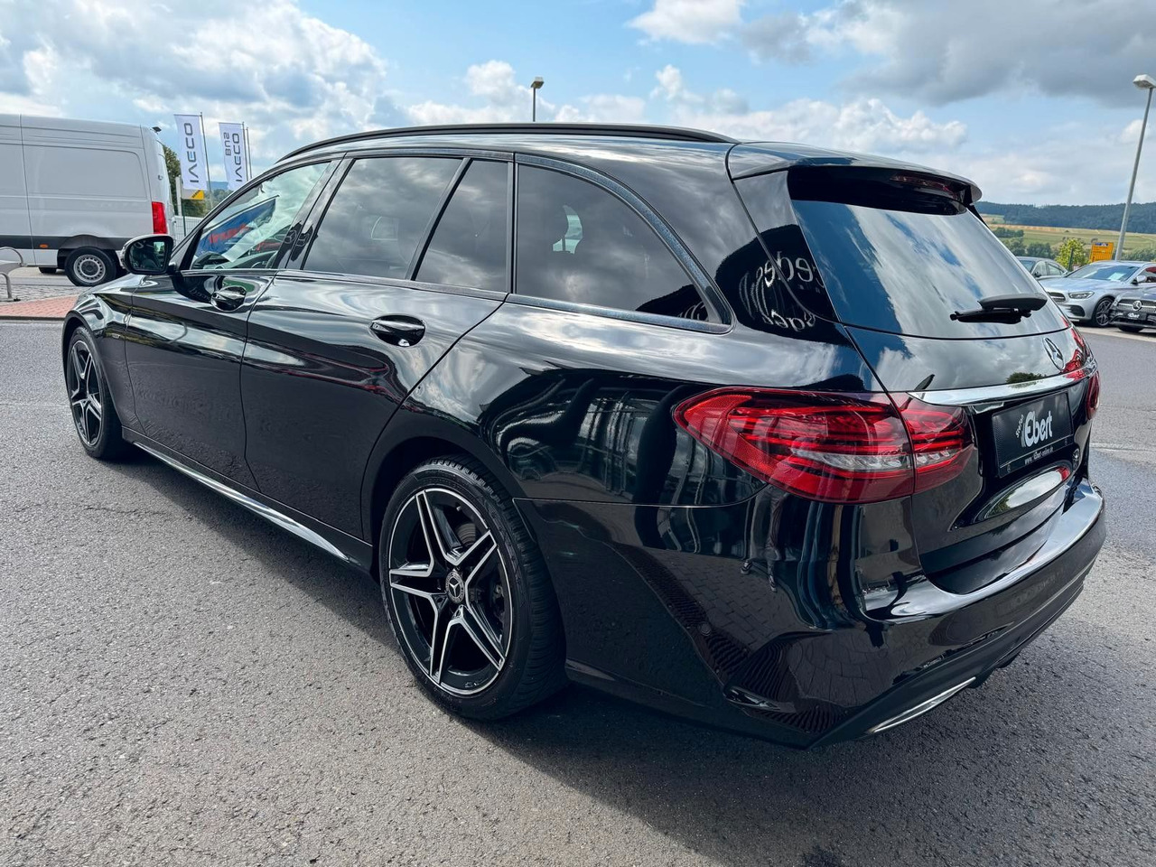 Mercedes-Benz C 220d NightEdition+AMG+Distr+SportfahrW+RFK - Karavan: slika 3 Mercedes-Benz C 220d NightEdition+AMG+Distr+SportfahrW+RFK - Karavan: slika 3