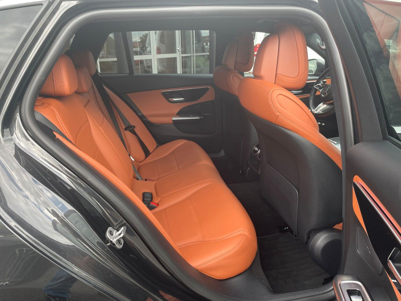 Mercedes-Benz C 300 e T AVANTGARDE R-Kamera+TOTW+Carplay - Karavan: slika 3 Mercedes-Benz C 300 e T AVANTGARDE R-Kamera+TOTW+Carplay - Karavan: slika 3