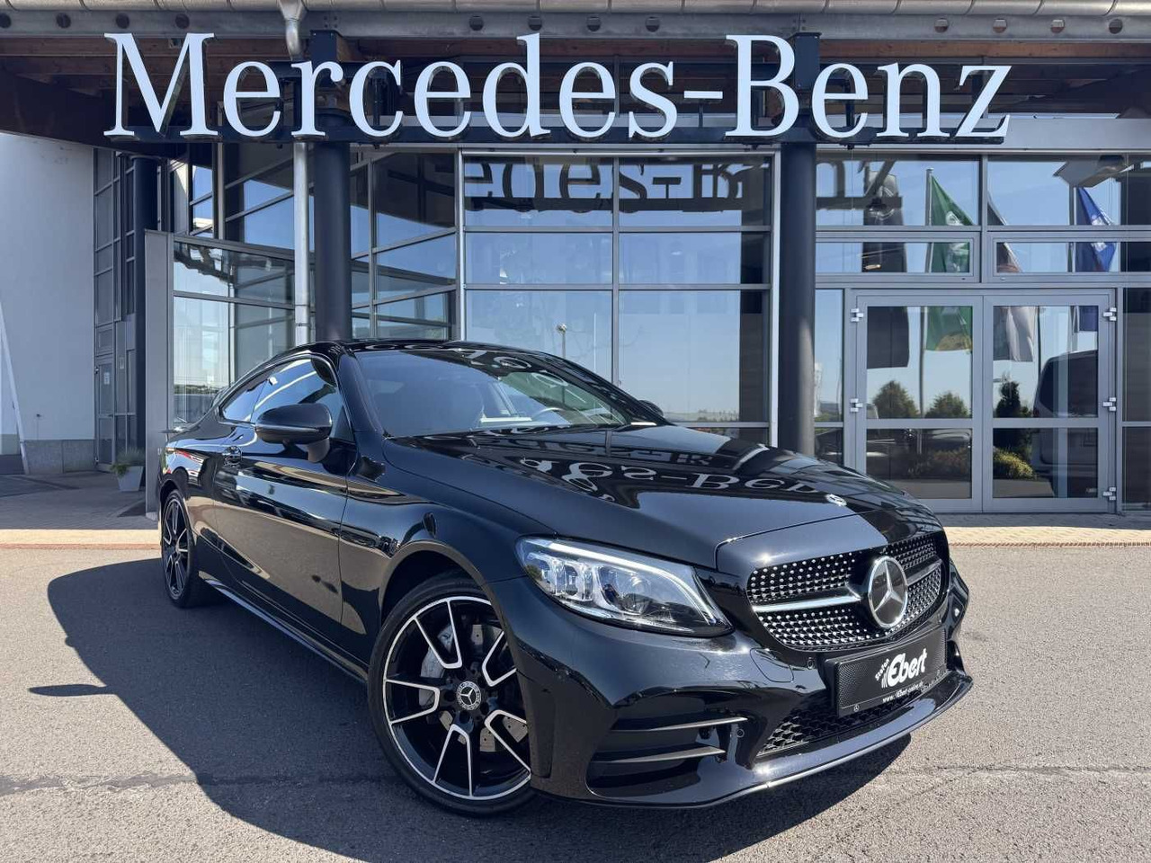 Mercedes-Benz C 400 4M AMG Coupe Pano+Burm+Distr+Memory+360 - Automobil: slika 1 Mercedes-Benz C 400 4M AMG Coupe Pano+Burm+Distr+Memory+360 - Automobil: slika 1