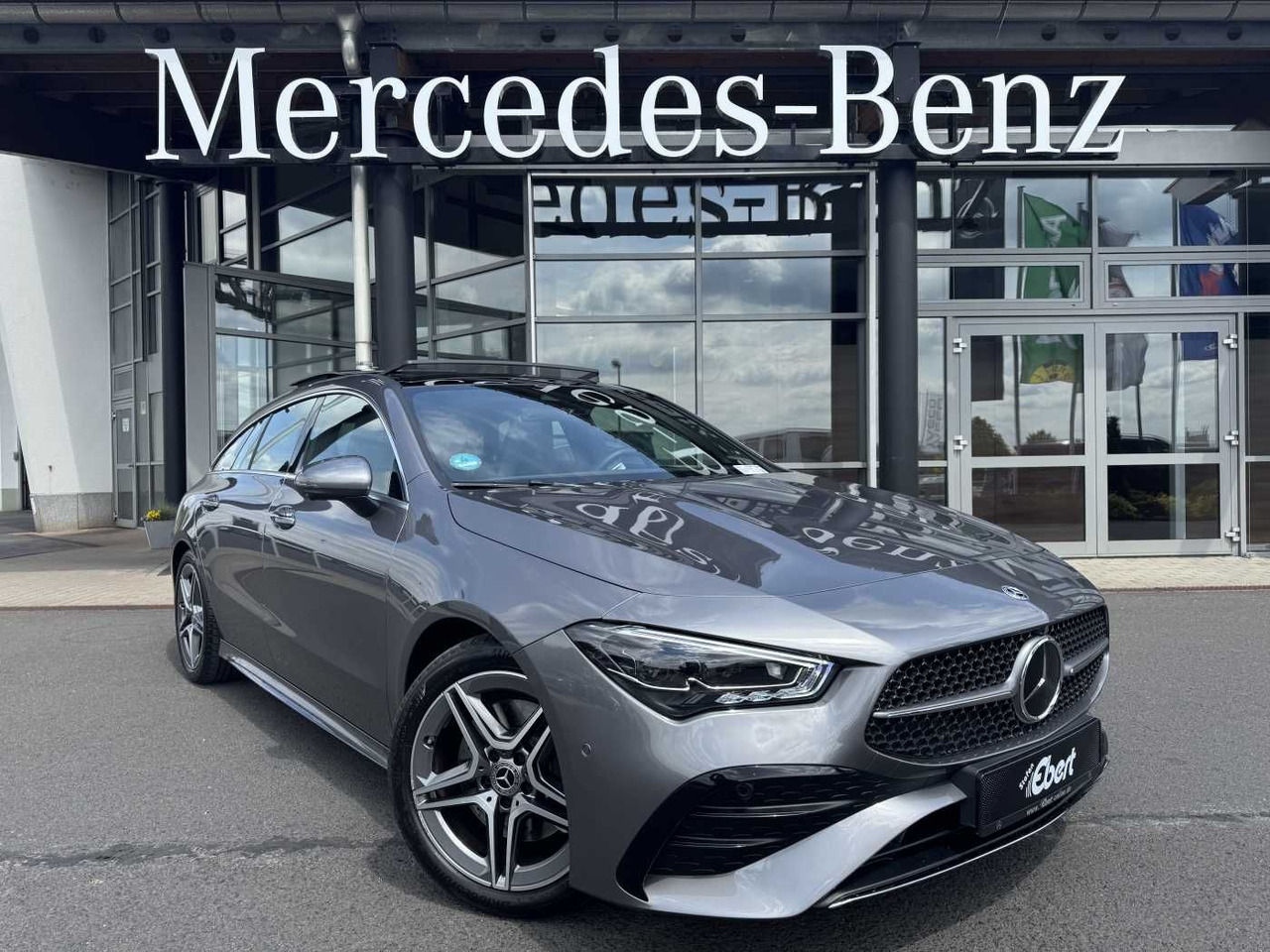 Mercedes-Benz CLA 200 AMG+Pano+MultiBeam+DistrPro+HUD+360 - Automobil: slika 1 Mercedes-Benz CLA 200 AMG+Pano+MultiBeam+DistrPro+HUD+360 - Automobil: slika 1