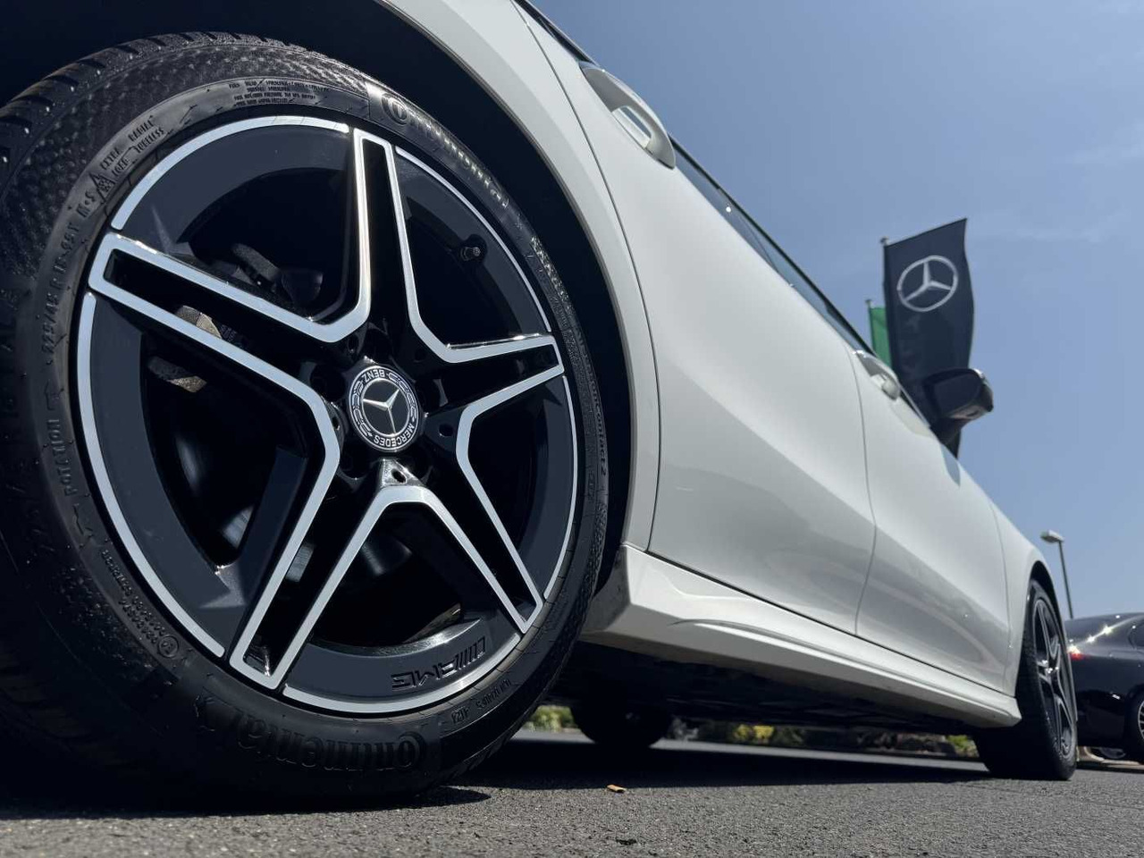Mercedes-Benz CLA 220d Shooting Brake AMG+Pano+Distr+AHK+uvm. - Automobil: slika 5 Mercedes-Benz CLA 220d Shooting Brake AMG+Pano+Distr+AHK+uvm. - Automobil: slika 5
