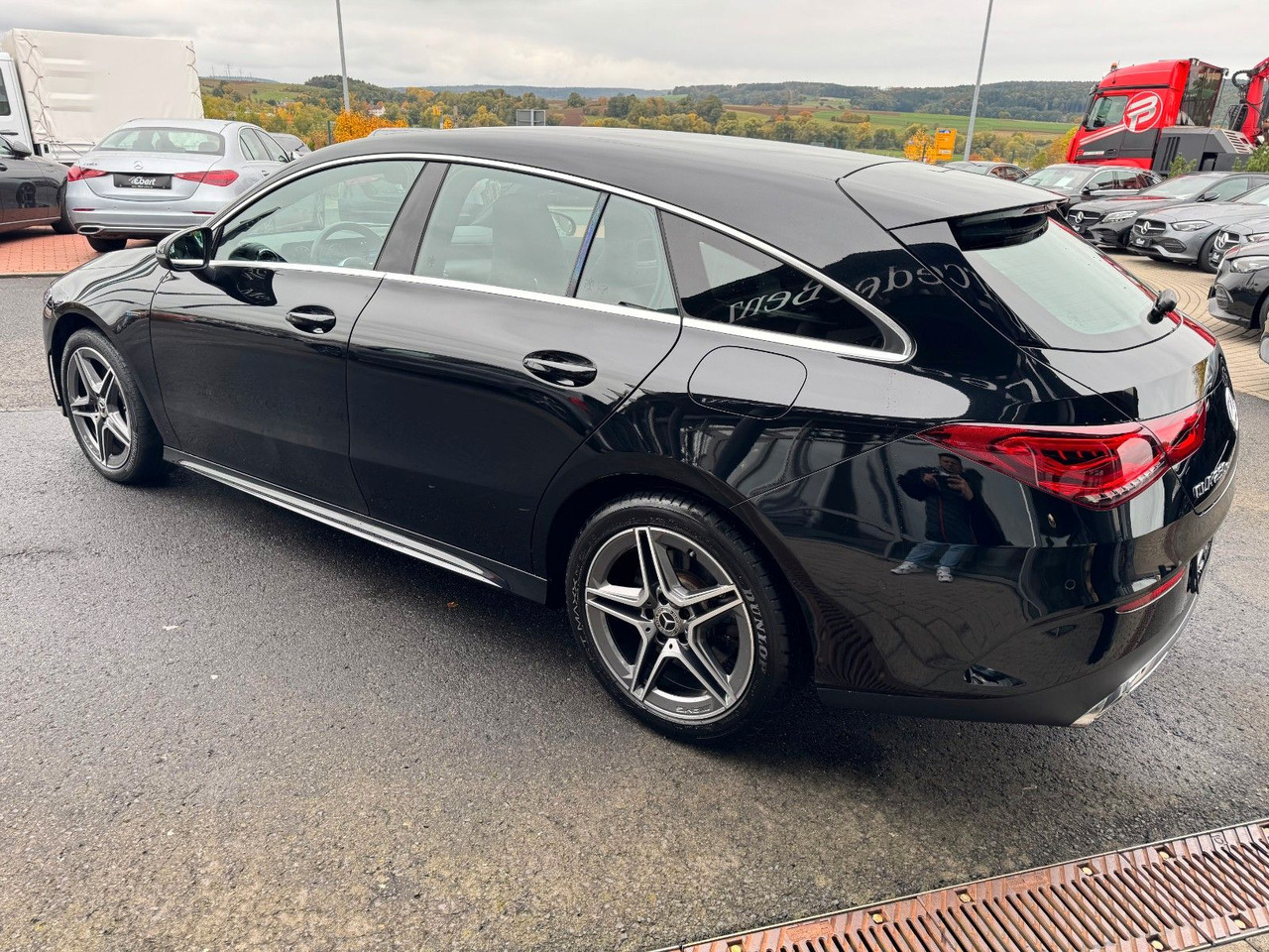 Mercedes-Benz CLA 250e Shooting Brake AMG+RFK+Ambiente+Augment - Karavan: slika 3 Mercedes-Benz CLA 250e Shooting Brake AMG+RFK+Ambiente+Augment - Karavan: slika 3