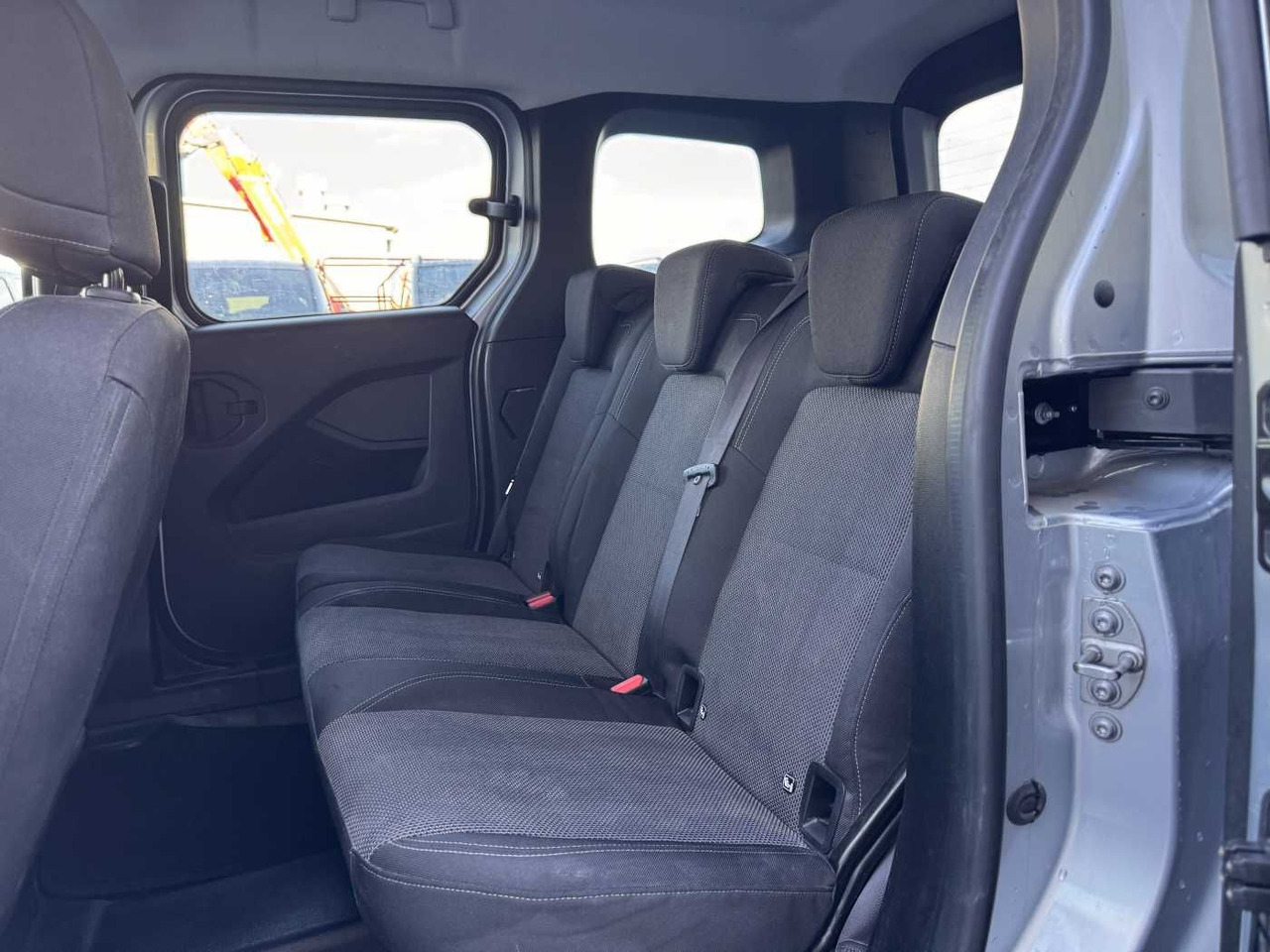 Karavan Mercedes-Benz Citan 110 CDI Tourer Klima AHK Kamera MBUX Tempo: slika 8 Karavan Mercedes-Benz Citan 110 CDI Tourer Klima AHK Kamera MBUX Tempo: slika 8