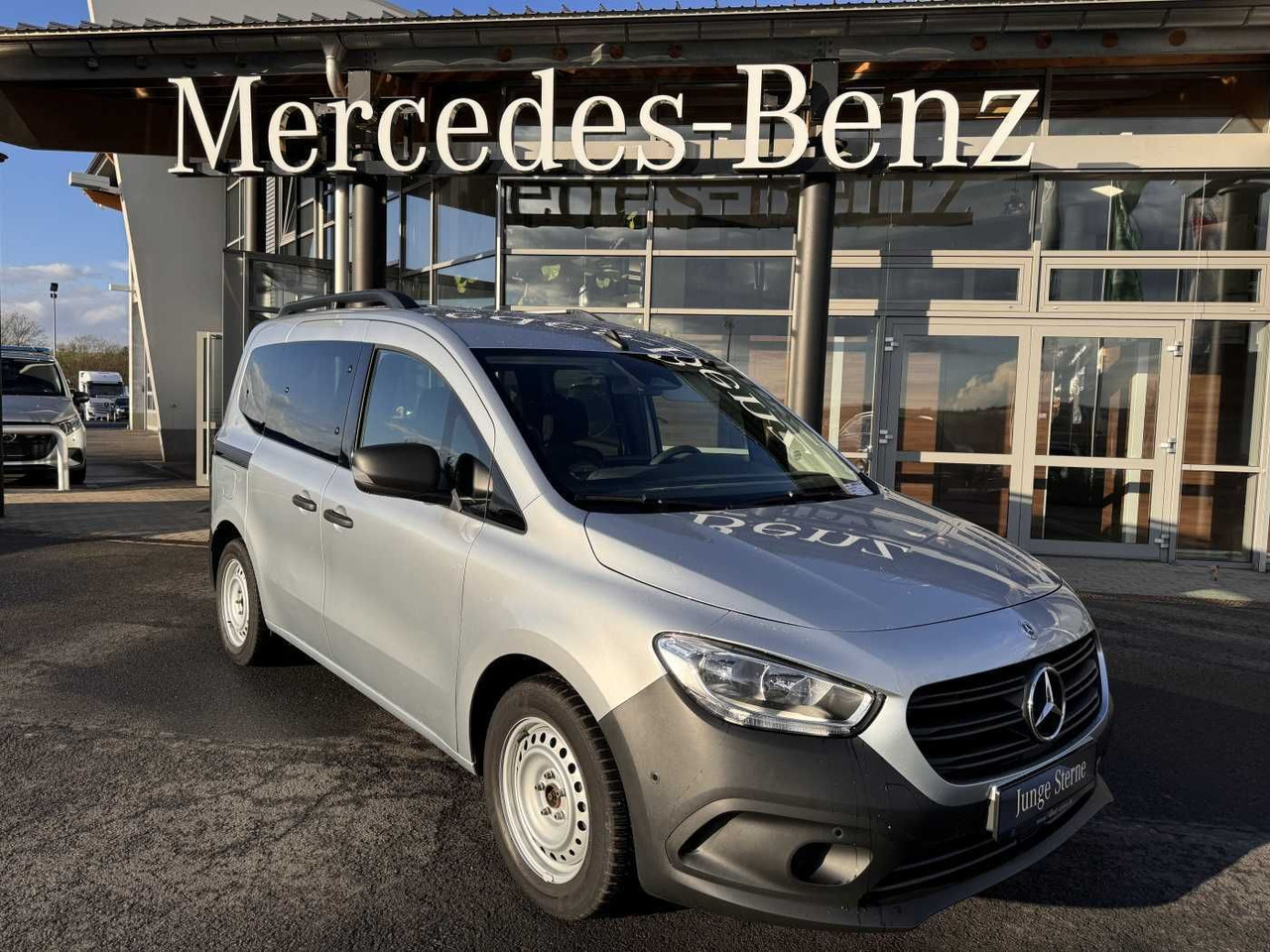 Mercedes-Benz Citan 110 CDI Tourer Klima AHK Kamera MBUX Tempo - Karavan: slika 1 Mercedes-Benz Citan 110 CDI Tourer Klima AHK Kamera MBUX Tempo - Karavan: slika 1