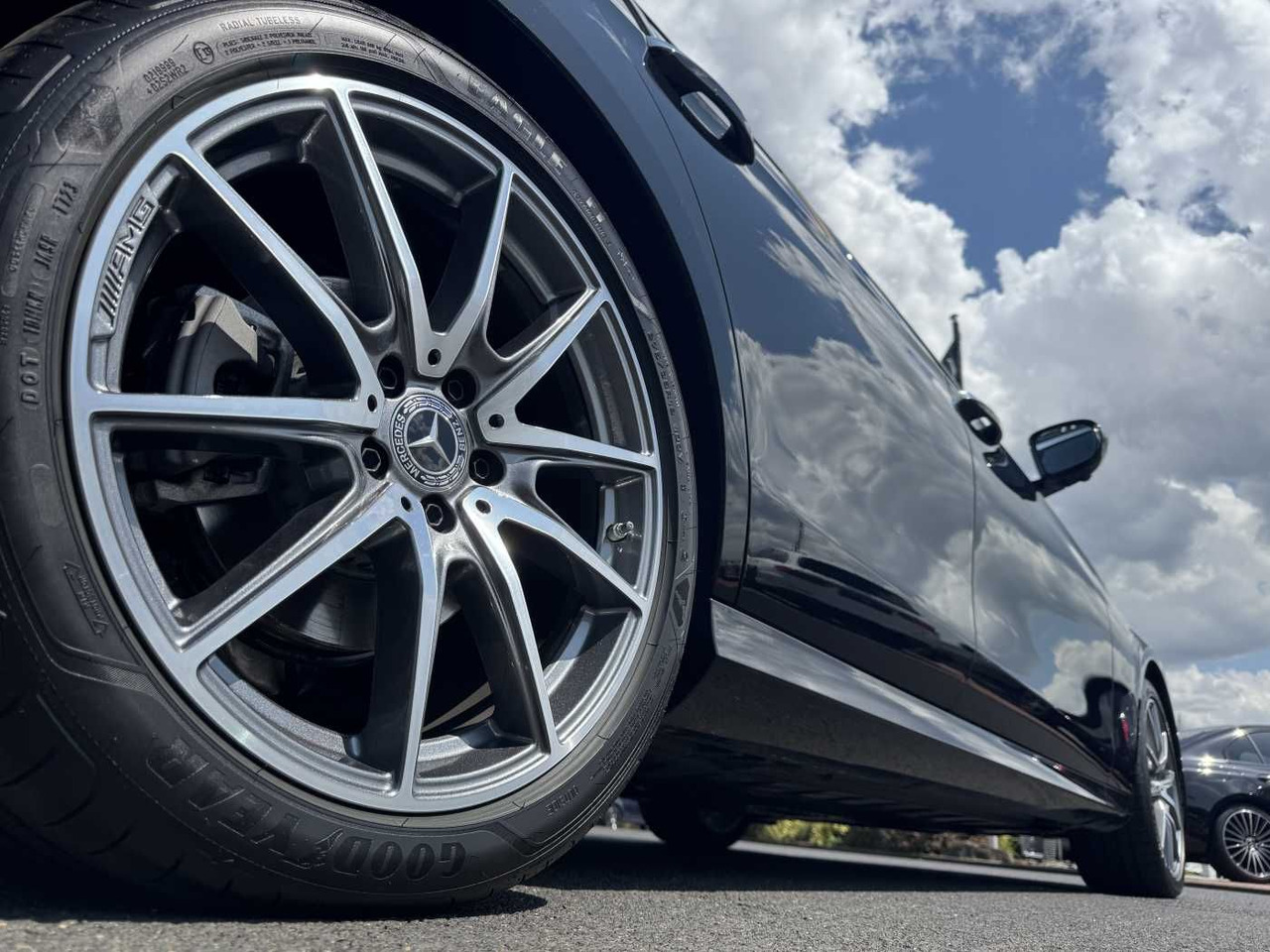 Mercedes-Benz E 220d AMG+Pano+Burm+Distr+Memory+AHK+360 - Automobil: slika 5 Mercedes-Benz E 220d AMG+Pano+Burm+Distr+Memory+AHK+360 - Automobil: slika 5