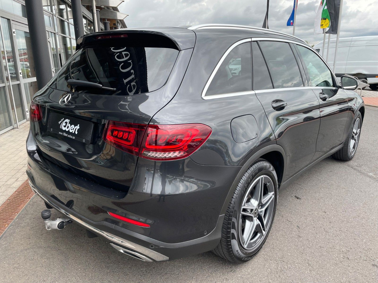 Mercedes-Benz GLC 220d 4M AMG+AHK+RKamera+Keyless - SUVSUV: slika 5 Mercedes-Benz GLC 220d 4M AMG+AHK+RKamera+Keyless - SUVSUV: slika 5