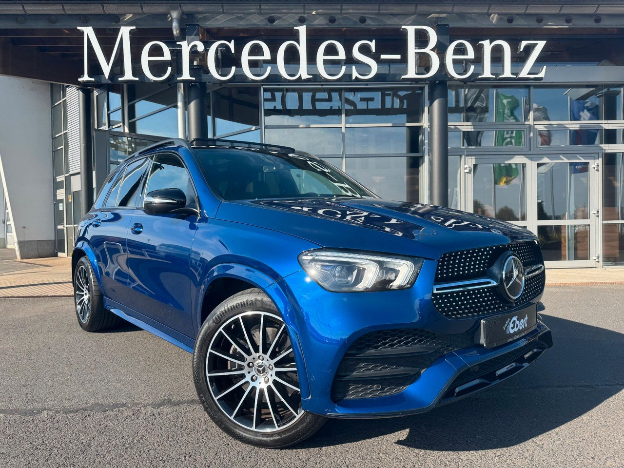 Mercedes-Benz GLE 350d 4M AMG+Pano+Burm+Distr+AHK+360+HUD - SUVSUV: slika 1 Mercedes-Benz GLE 350d 4M AMG+Pano+Burm+Distr+AHK+360+HUD - SUVSUV: slika 1