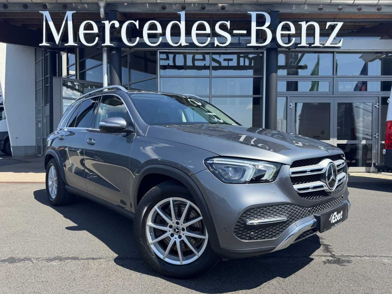 Mercedes-Benz GLE 350de 4M AMG+AHK+DistrPlus+HUD+360 - SUVSUV: slika 1 Mercedes-Benz GLE 350de 4M AMG+AHK+DistrPlus+HUD+360 - SUVSUV: slika 1