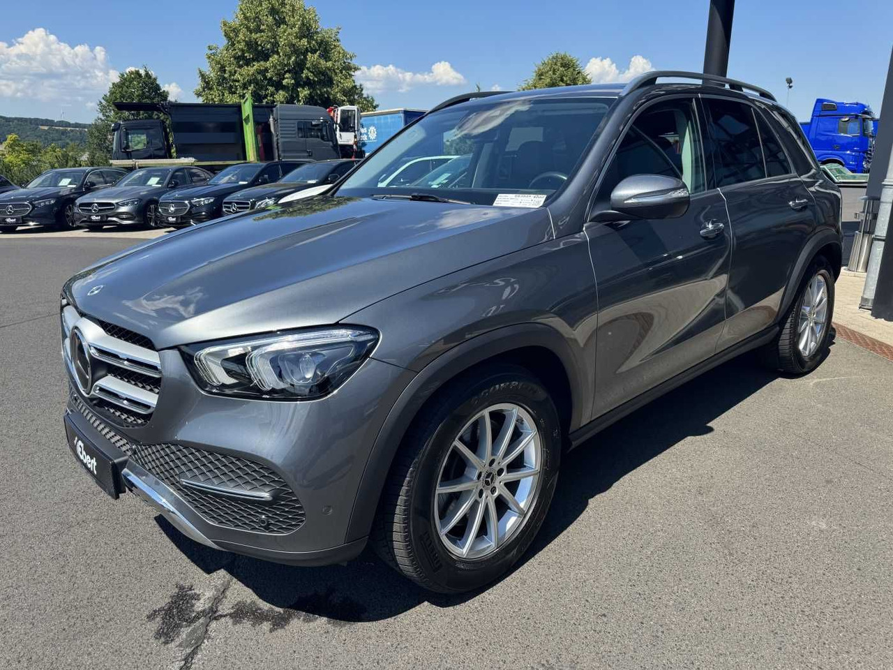 Mercedes-Benz GLE 350de 4M AMG+AHK+DistrPlus+HUD+360 - SUVSUV: slika 2 Mercedes-Benz GLE 350de 4M AMG+AHK+DistrPlus+HUD+360 - SUVSUV: slika 2