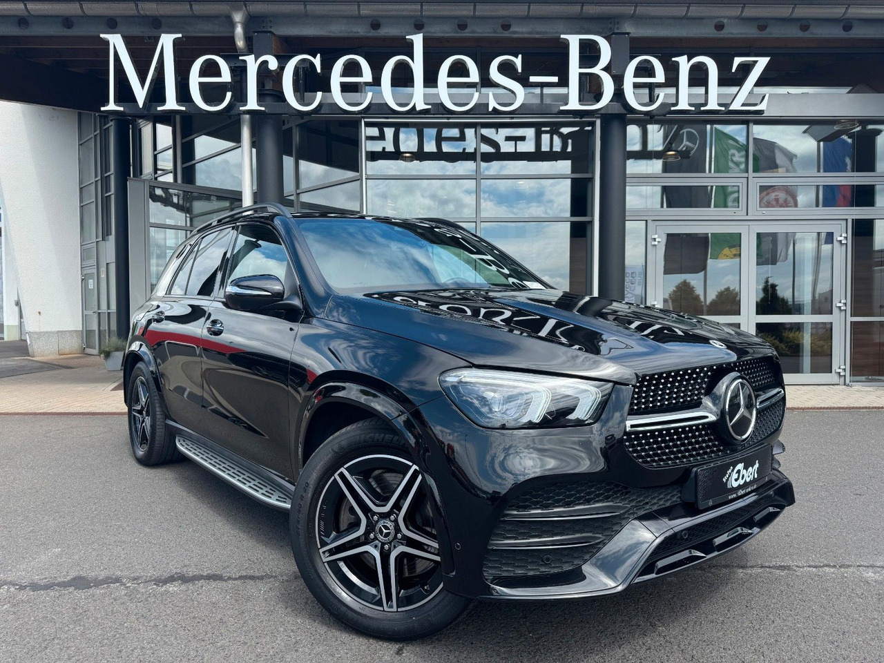 Mercedes-Benz GLE 350de 4M AMG+Pano+AHK+Burm+Distr++HUD+360+ - SUVSUV: slika 1 Mercedes-Benz GLE 350de 4M AMG+Pano+AHK+Burm+Distr++HUD+360+ - SUVSUV: slika 1