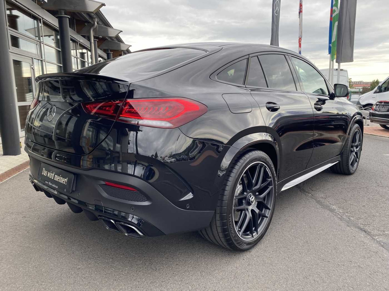 Mercedes-Benz GLE 63 AMG Coupé Burmester+Distr+ AHK+Memory+Air - Automobil: slika 4 Mercedes-Benz GLE 63 AMG Coupé Burmester+Distr+ AHK+Memory+Air - Automobil: slika 4