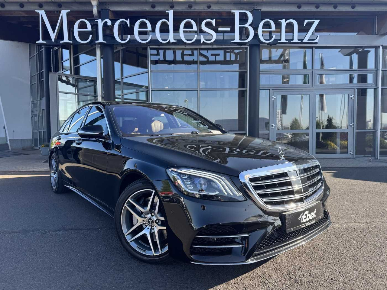 Mercedes-Benz S 400d 4M AMG+Pano+Burm+Distr+Massage+ HUD - Limuzina: slika 1 Mercedes-Benz S 400d 4M AMG+Pano+Burm+Distr+Massage+ HUD - Limuzina: slika 1