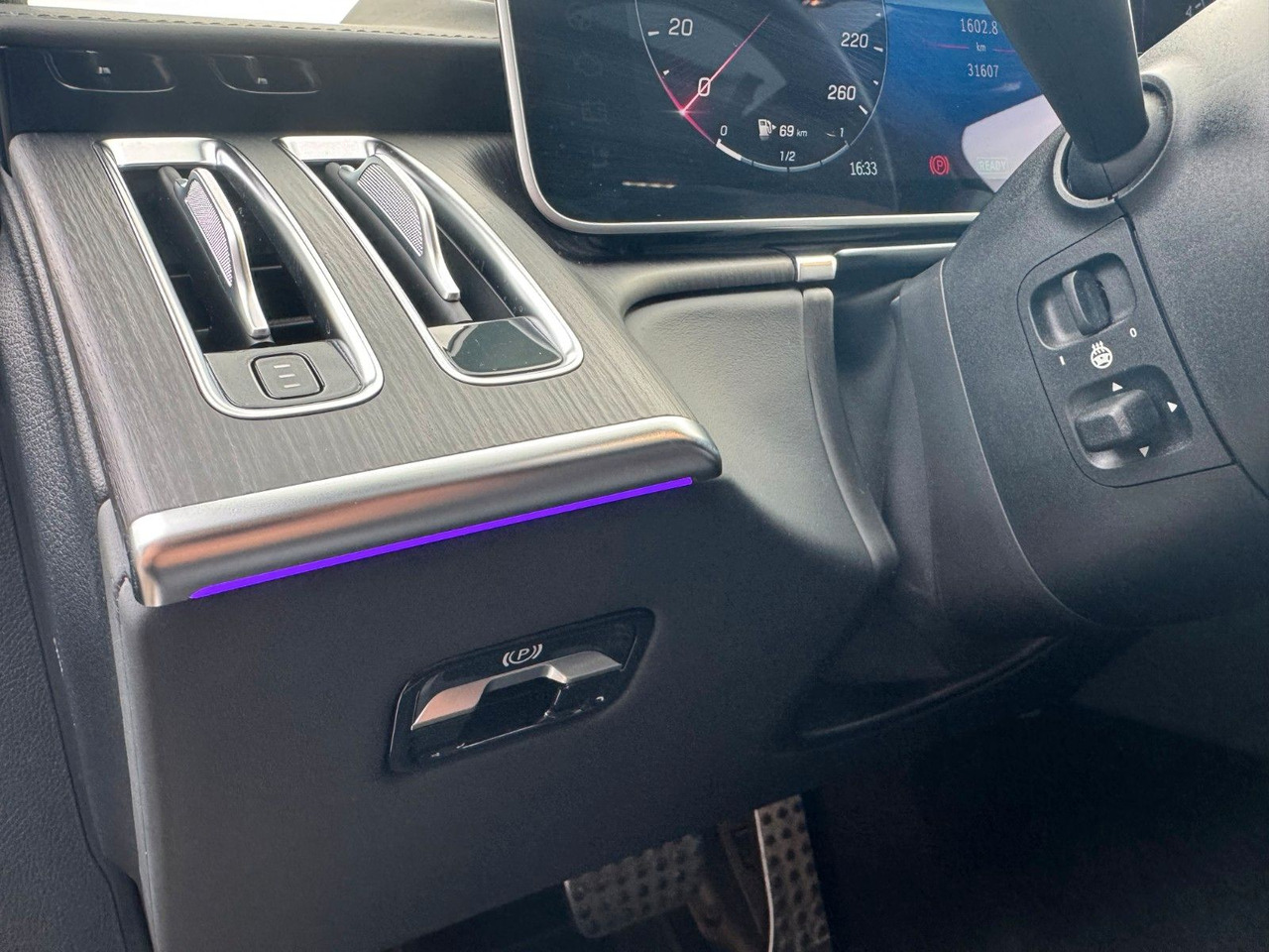 Limuzina Mercedes-Benz S 580e AMG+Pano+Digital+Burm+3D+AirM+HUD+360+: slika 17
