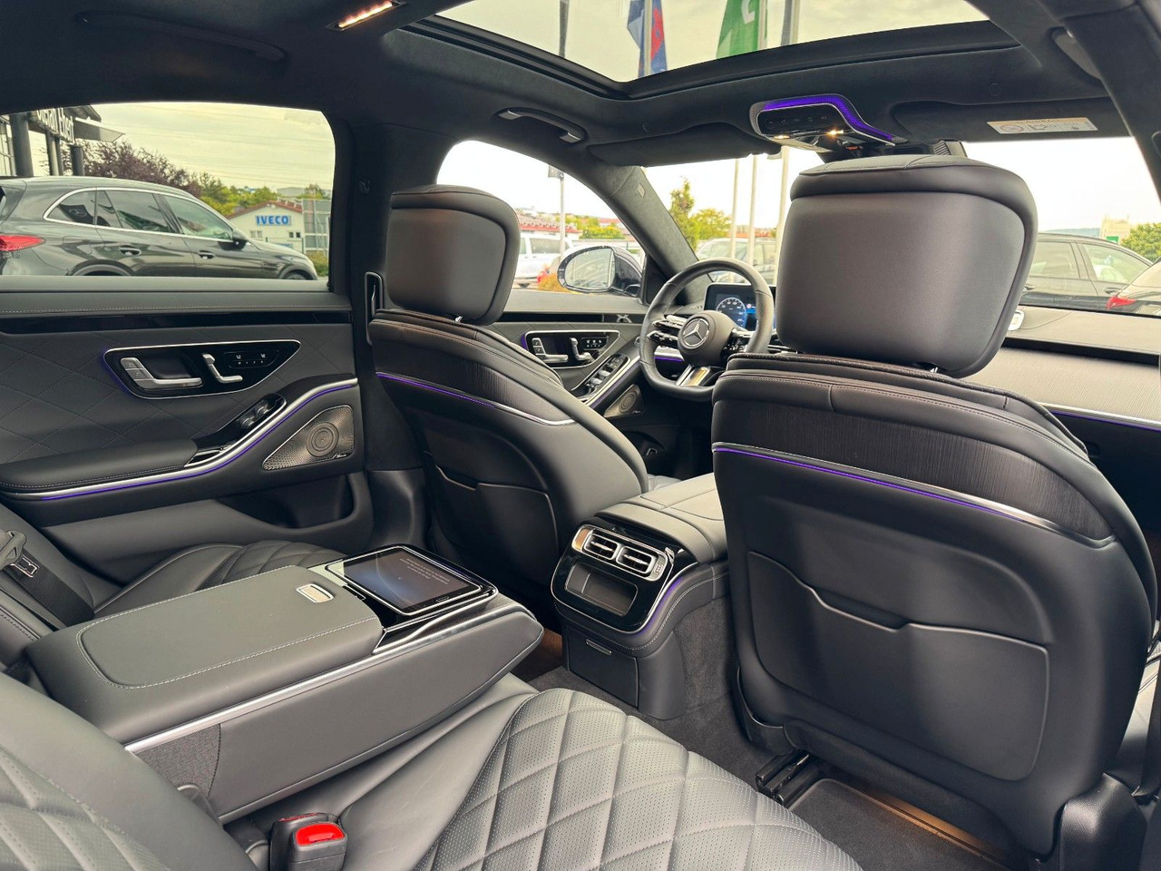 Limuzina Mercedes-Benz S 580e AMG+Pano+Digital+Burm+3D+AirM+HUD+360+: slika 8