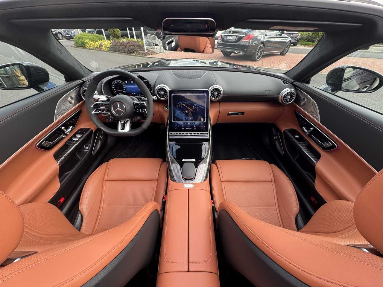 Mercedes-Benz SL 63 AMG 4M Digital+Massage+Distr+360+HUD+ - Automobil: slika 4 Mercedes-Benz SL 63 AMG 4M Digital+Massage+Distr+360+HUD+ - Automobil: slika 4