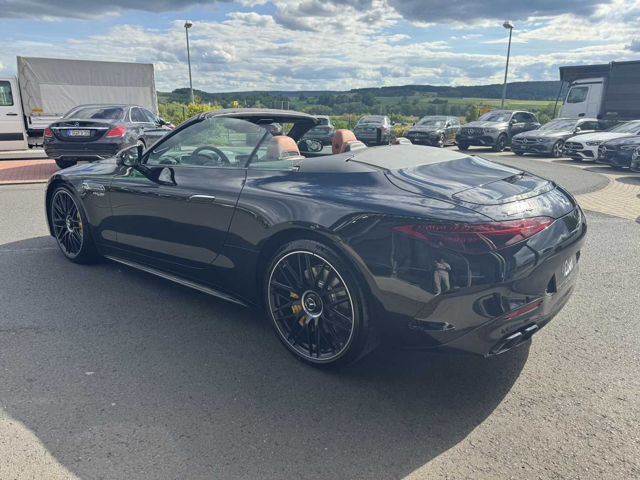 Mercedes-Benz SL 63 AMG 4M Digital+Massage+Distr+360+HUD+ - Automobil: slika 3 Mercedes-Benz SL 63 AMG 4M Digital+Massage+Distr+360+HUD+ - Automobil: slika 3