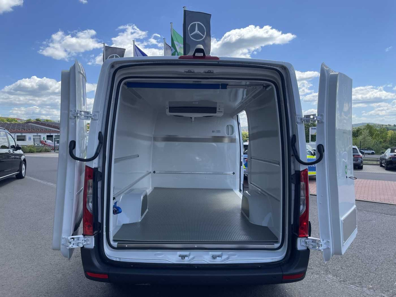 Mercedes-Benz Sprinter 315 CDI Frischdienst Fahr-/Standkühlung - Dostavno vozilo hladnjača: slika 5 Mercedes-Benz Sprinter 315 CDI Frischdienst Fahr-/Standkühlung - Dostavno vozilo hladnjača: slika 5