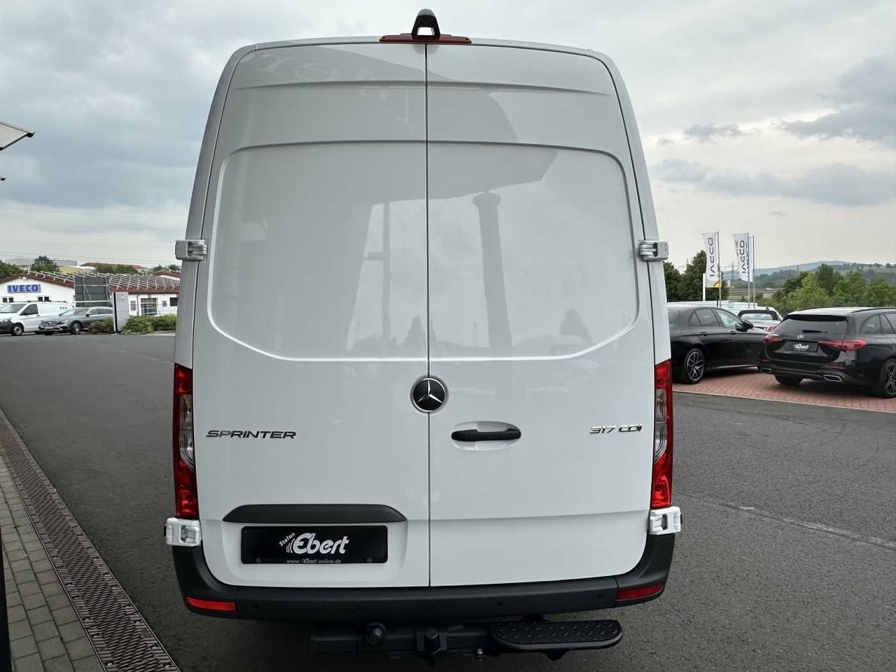 Mercedes-Benz Sprinter 317 CDI 4325 9G AHK Klima Kamera MBUX - Furgon: slika 5 Mercedes-Benz Sprinter 317 CDI 4325 9G AHK Klima Kamera MBUX - Furgon: slika 5