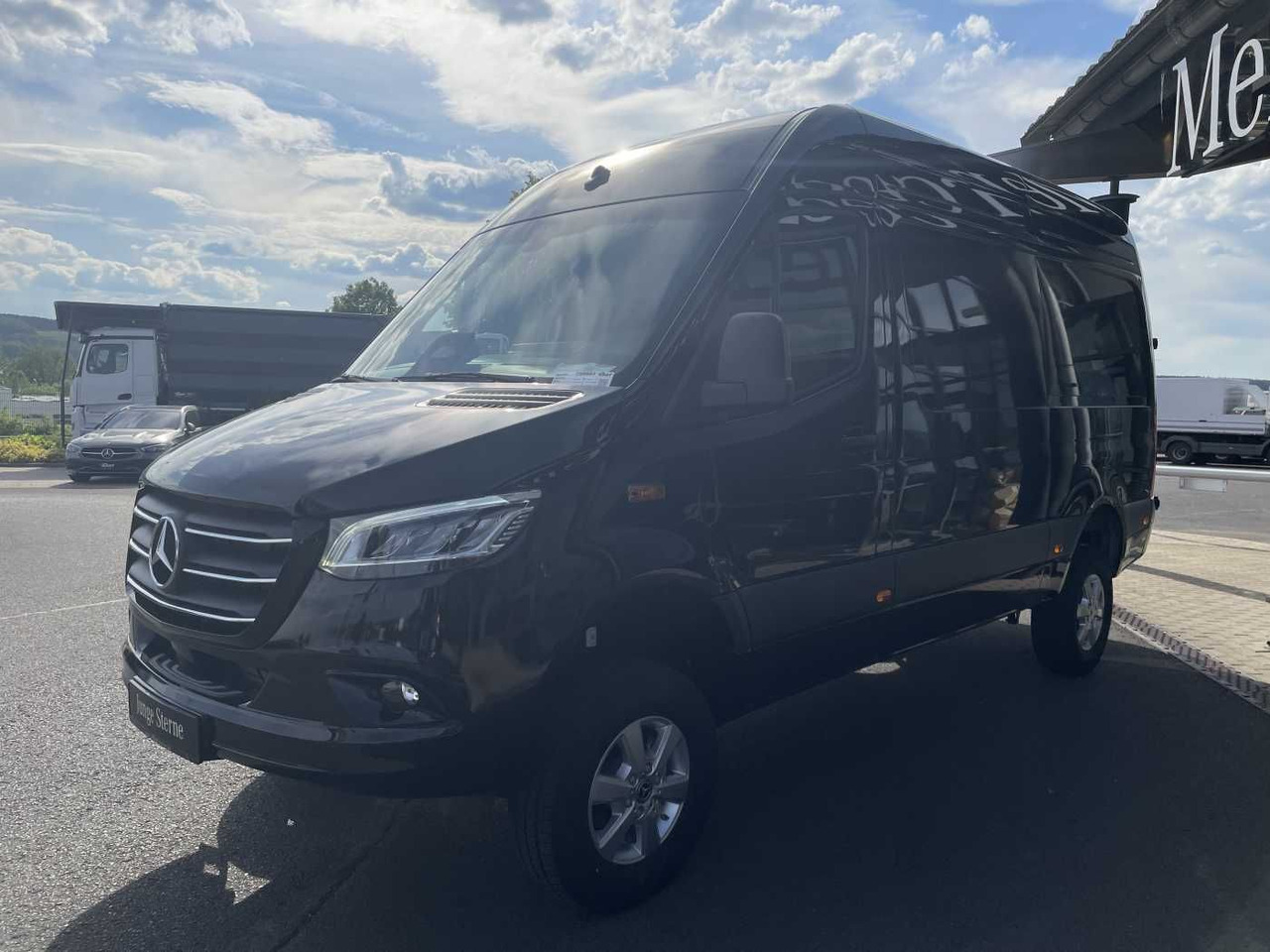 Mercedes-Benz Sprinter 319 CDI 4x4 3665 Klima Kamera MBUX LED - Furgon: slika 2 Mercedes-Benz Sprinter 319 CDI 4x4 3665 Klima Kamera MBUX LED - Furgon: slika 2