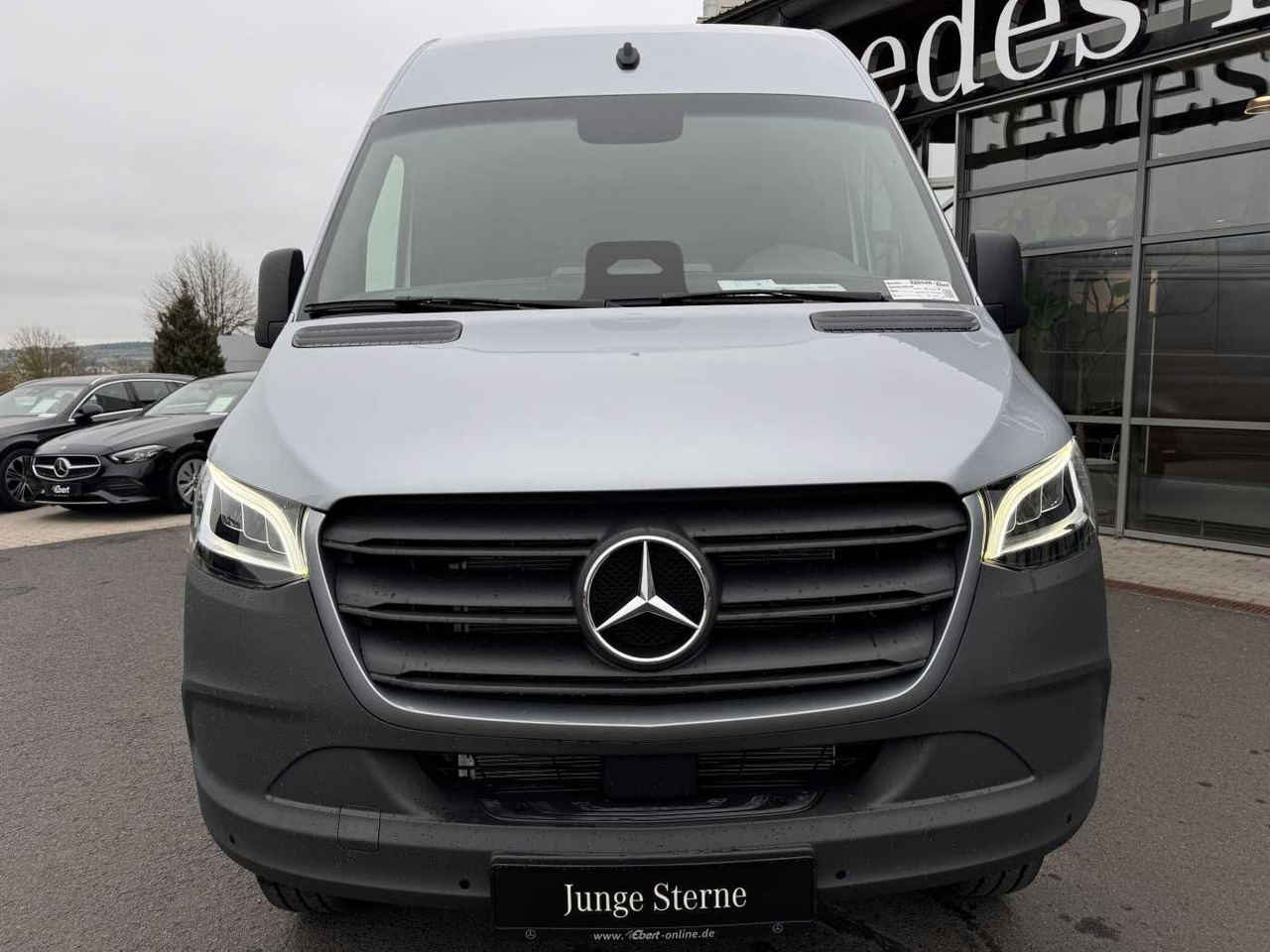 Mercedes-Benz Sprinter 319 CDI 4x4 3665 Klima Standheiz AHK - Furgon: slika 2 Mercedes-Benz Sprinter 319 CDI 4x4 3665 Klima Standheiz AHK - Furgon: slika 2