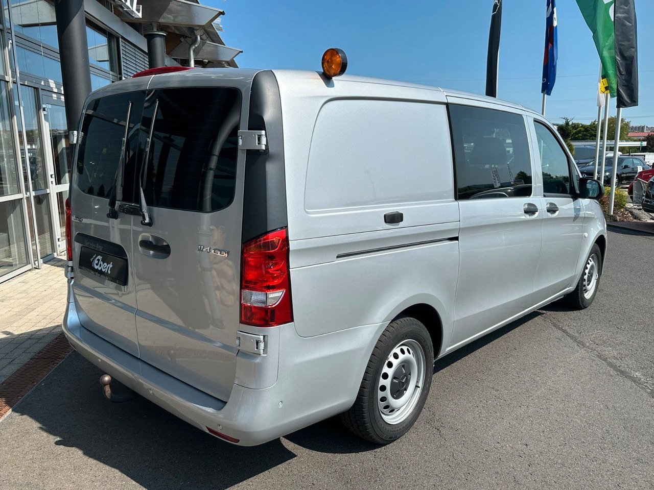 Mercedes-Benz Vito 114 CDI Mixto Regal AHK Klima PARKTRONIC - Putnički kombi: slika 4 Mercedes-Benz Vito 114 CDI Mixto Regal AHK Klima PARKTRONIC - Putnički kombi: slika 4