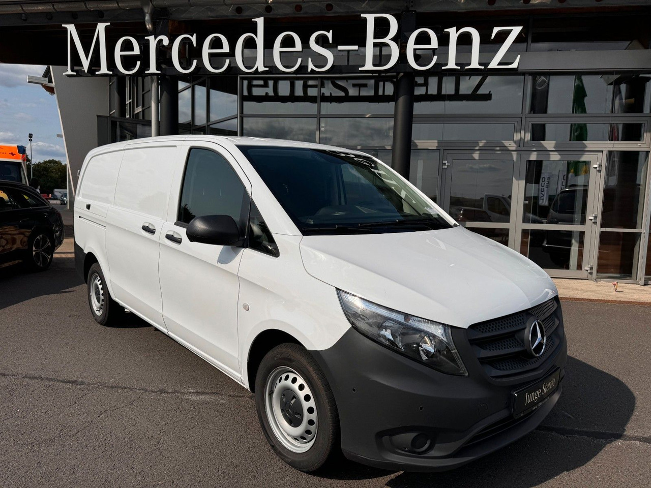 Mercedes-Benz Vito 116 CDI 3200 Klima Kamera Audio40 - Furgon: slika 1 Mercedes-Benz Vito 116 CDI 3200 Klima Kamera Audio40 - Furgon: slika 1