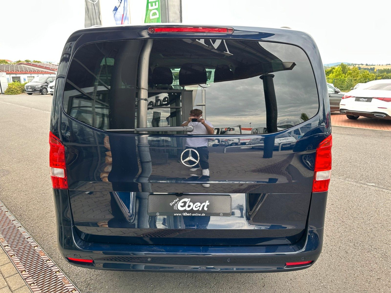 Mercedes-Benz Vito 116 CDI Tourer Pro Liege-Paket Panoramadach - Karavan: slika 5 Mercedes-Benz Vito 116 CDI Tourer Pro Liege-Paket Panoramadach - Karavan: slika 5