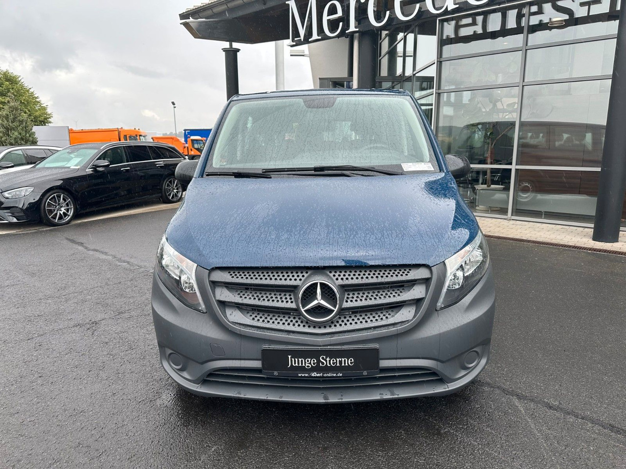 Mercedes-Benz Vito 119 CDI Tourer 3200 Klima AHK Tempomat - Putnički kombi: slika 2 Mercedes-Benz Vito 119 CDI Tourer 3200 Klima AHK Tempomat - Putnički kombi: slika 2