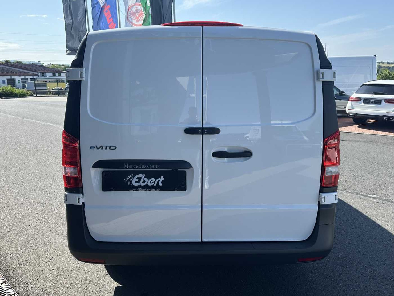 Mercedes-Benz eVito 112 Klima Kamera Navi SHZ Tempomat - Mali kombi, Električno dostavno vozilo: slika 5 Mercedes-Benz eVito 112 Klima Kamera Navi SHZ Tempomat - Mali kombi, Električno dostavno vozilo: slika 5