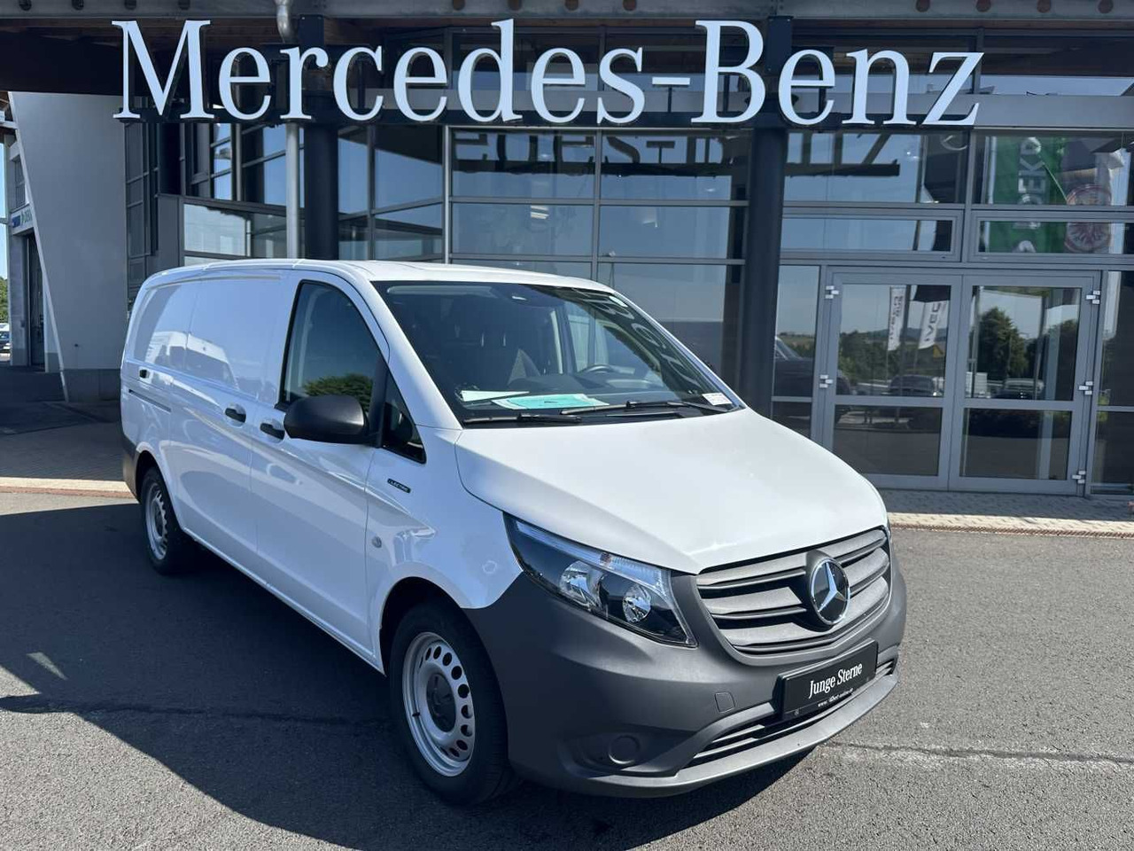 Mercedes-Benz eVito 112 Klima Kamera Navi SHZ Tempomat - Mali kombi, Električno dostavno vozilo: slika 1 Mercedes-Benz eVito 112 Klima Kamera Navi SHZ Tempomat - Mali kombi, Električno dostavno vozilo: slika 1