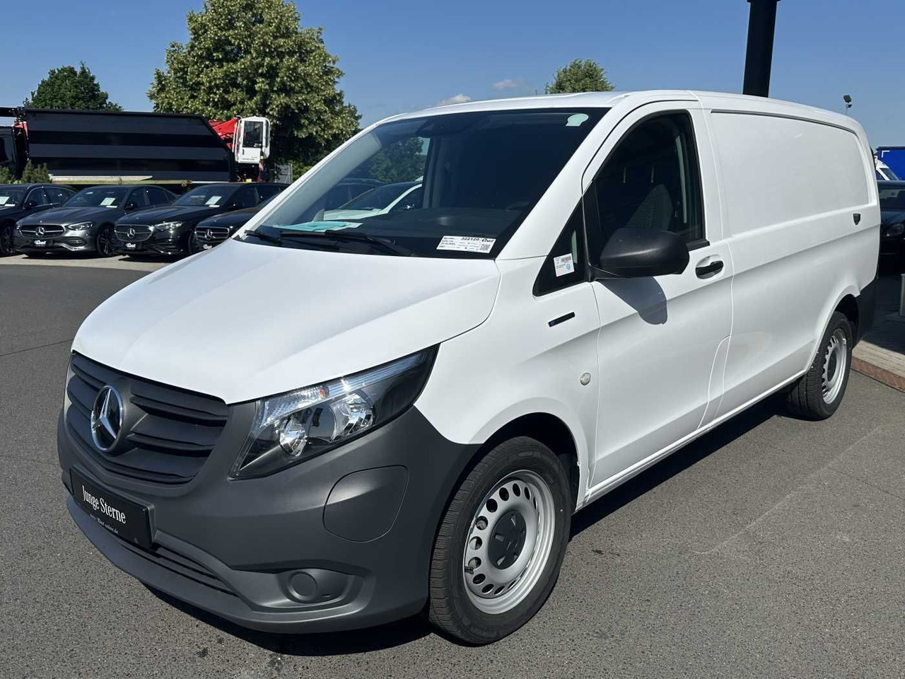 Mercedes-Benz eVito 112 Klima Kamera Navi SHZ Tempomat - Mali kombi, Električno dostavno vozilo: slika 3 Mercedes-Benz eVito 112 Klima Kamera Navi SHZ Tempomat - Mali kombi, Električno dostavno vozilo: slika 3