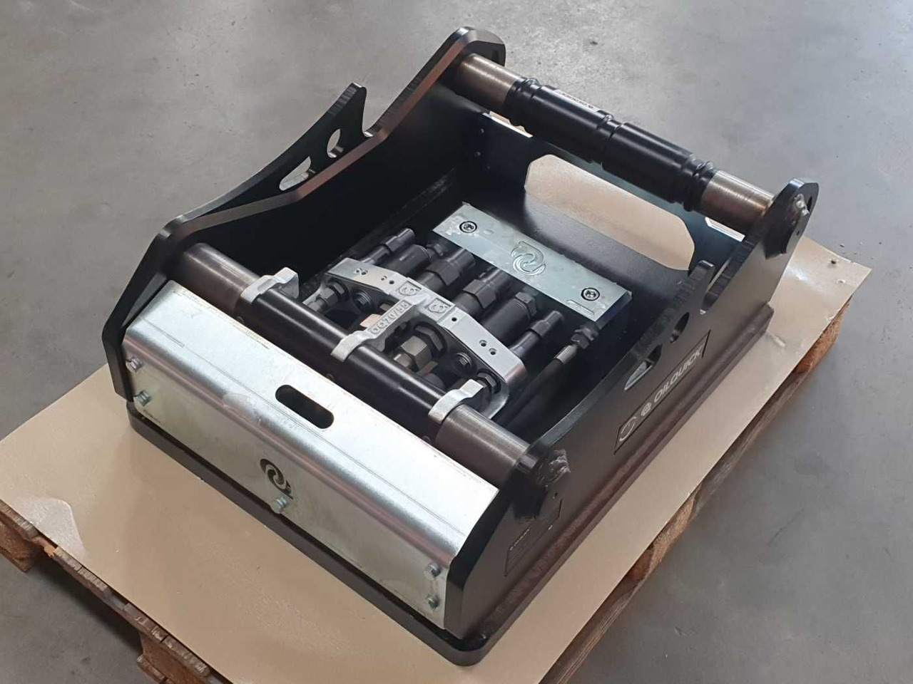 OilQuick OQ70/55 Adapterplatte für Westtech NEU - Brza spojnica: slika 4 OilQuick OQ70/55 Adapterplatte für Westtech NEU - Brza spojnica: slika 4