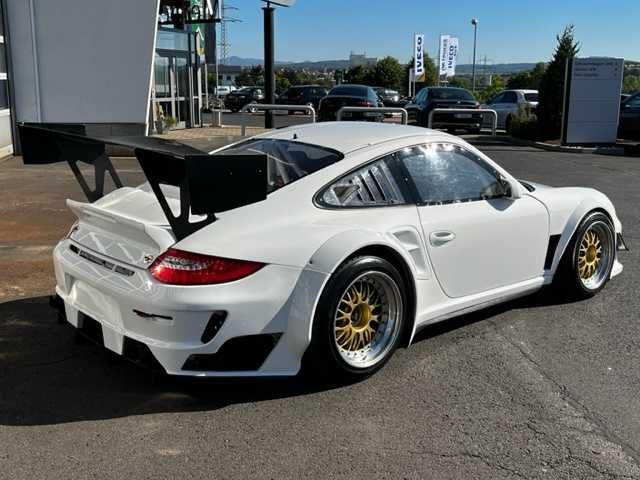 Porsche 997 GT2 RSR Rennwagen - Automobil: slika 3 Porsche 997 GT2 RSR Rennwagen - Automobil: slika 3