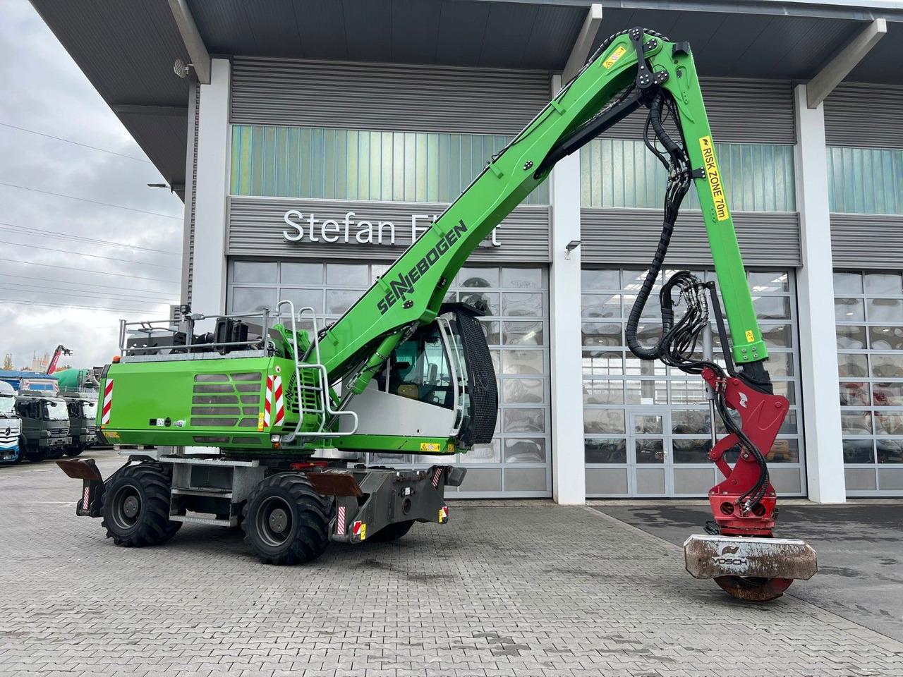 Sennebogen 718 / inkl. Vosch Fällzange / nur 1.965h! - Bager točkaš: slika 2 Sennebogen 718 / inkl. Vosch Fällzange / nur 1.965h! - Bager točkaš: slika 2