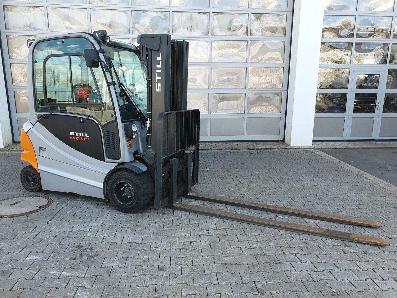 Still RX60-30L/600 - Triplex: 4,6m / nur 1.245h / SS - Električni viljuškar: slika 2 Still RX60-30L/600 - Triplex: 4,6m / nur 1.245h / SS - Električni viljuškar: slika 2