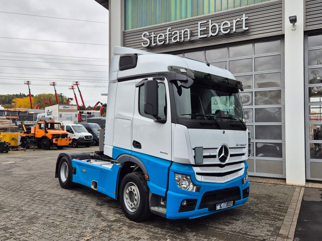 Mercedes-Benz Actros 1845 LS Öl-Retarder Navi PPC 2x Bett - Tegljač: slika 2 Mercedes-Benz Actros 1845 LS Öl-Retarder Navi PPC 2x Bett - Tegljač: slika 2
