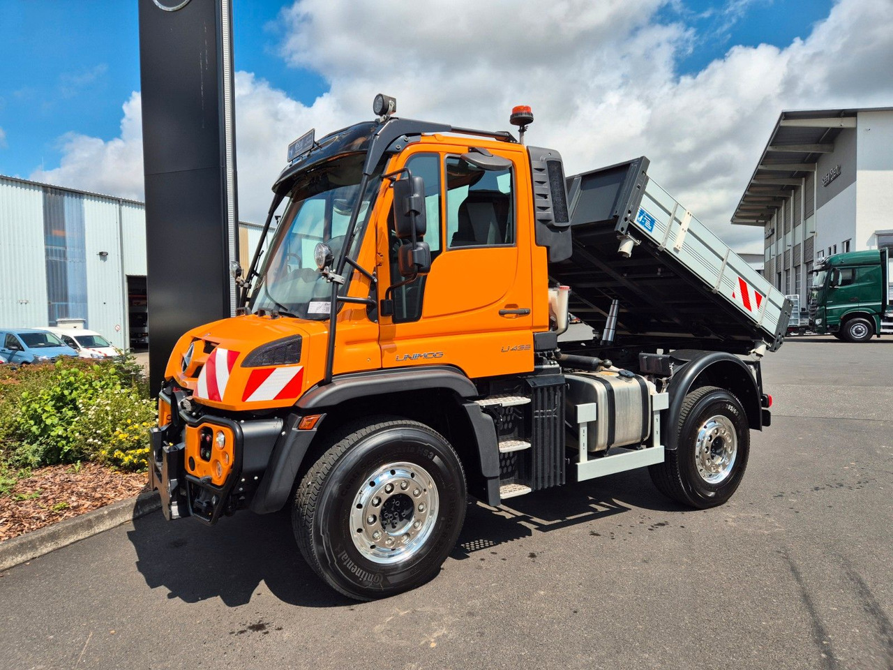 Unimog MB Unimog U435 4x4 Kipper Vario-Pilot Hydrostat - Istovarivač: slika 4 Unimog MB Unimog U435 4x4 Kipper Vario-Pilot Hydrostat - Istovarivač: slika 4