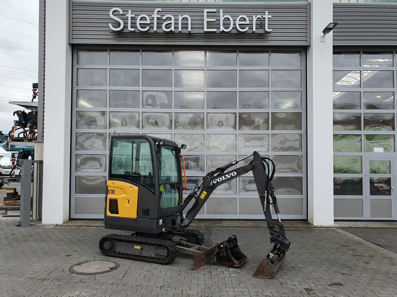 Volvo EC18E / nur 415h! / MS01 / 2021 / inkl 2x Löffel - Mini bager: slika 1 Volvo EC18E / nur 415h! / MS01 / 2021 / inkl 2x Löffel - Mini bager: slika 1