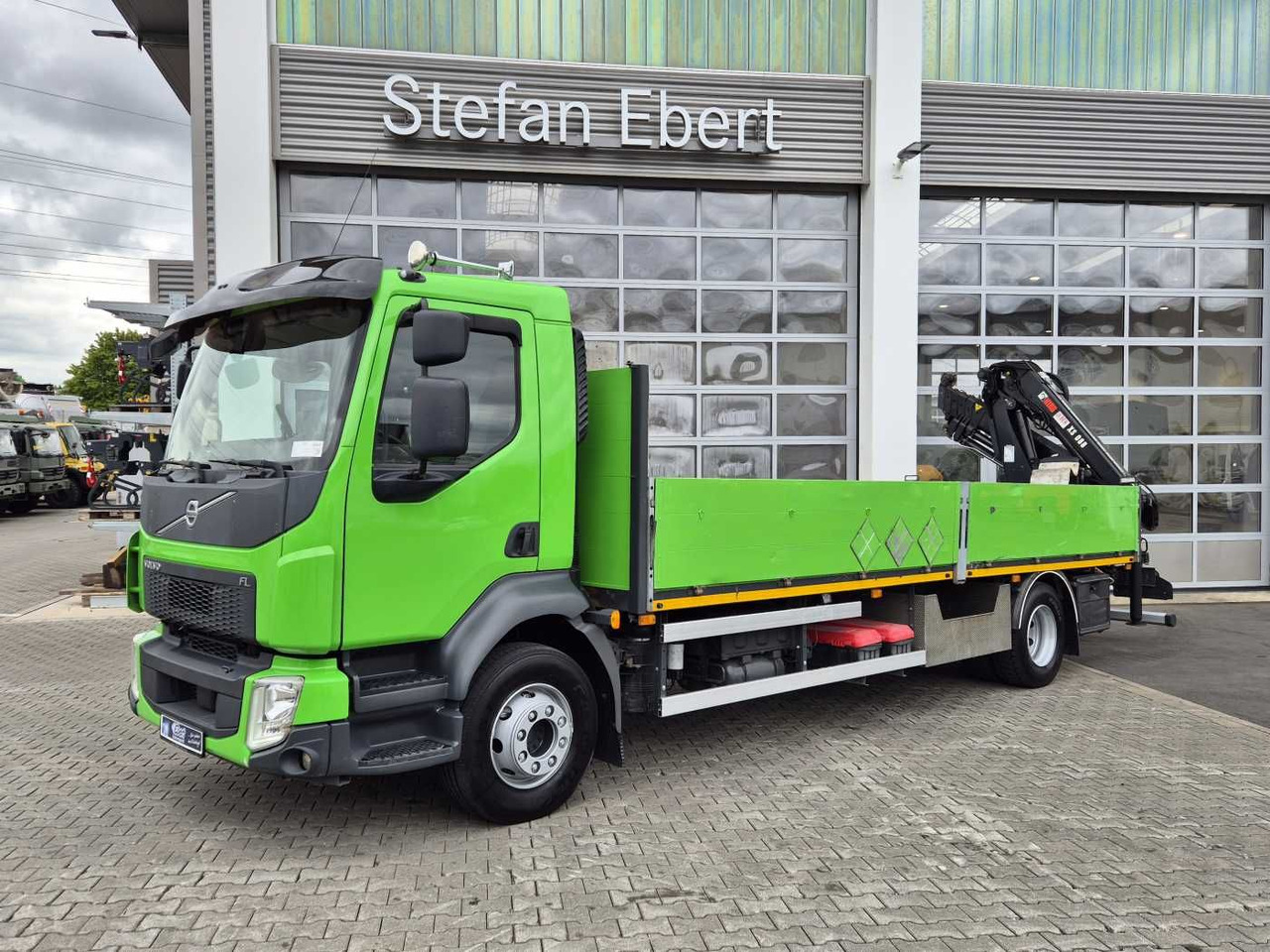 Volvo FL 42 R Kran Hiab XS 088 Funk bis 14 m! Kamera - Kamion sa tovarnim sandukom, Kamion sa dizalicom: slika 4 Volvo FL 42 R Kran Hiab XS 088 Funk bis 14 m! Kamera - Kamion sa tovarnim sandukom, Kamion sa dizalicom: slika 4