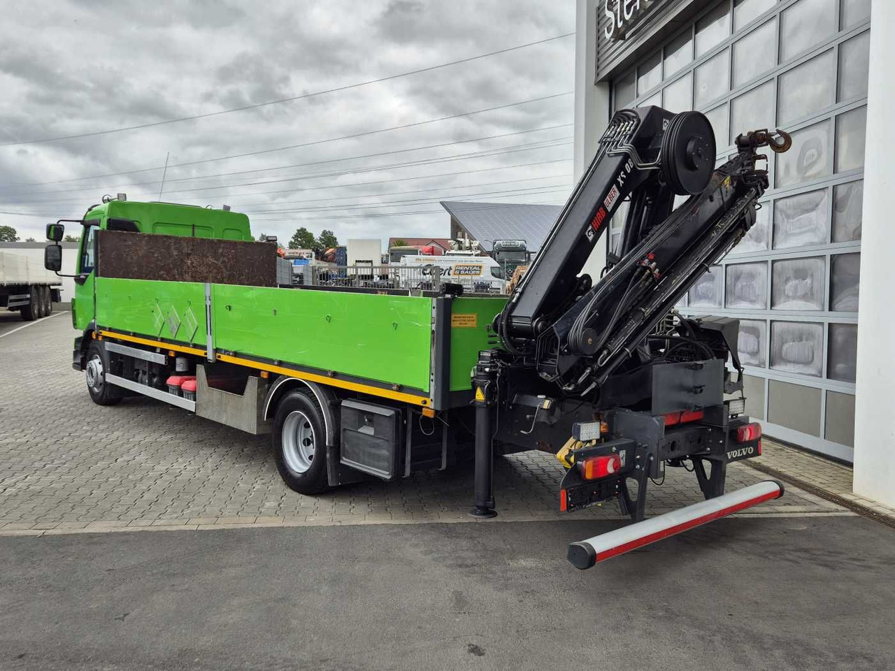 Kamion sa tovarnim sandukom, Kamion sa dizalicom Volvo FL 42 R Kran Hiab XS 088 Funk bis 14 m! Kamera: slika 8