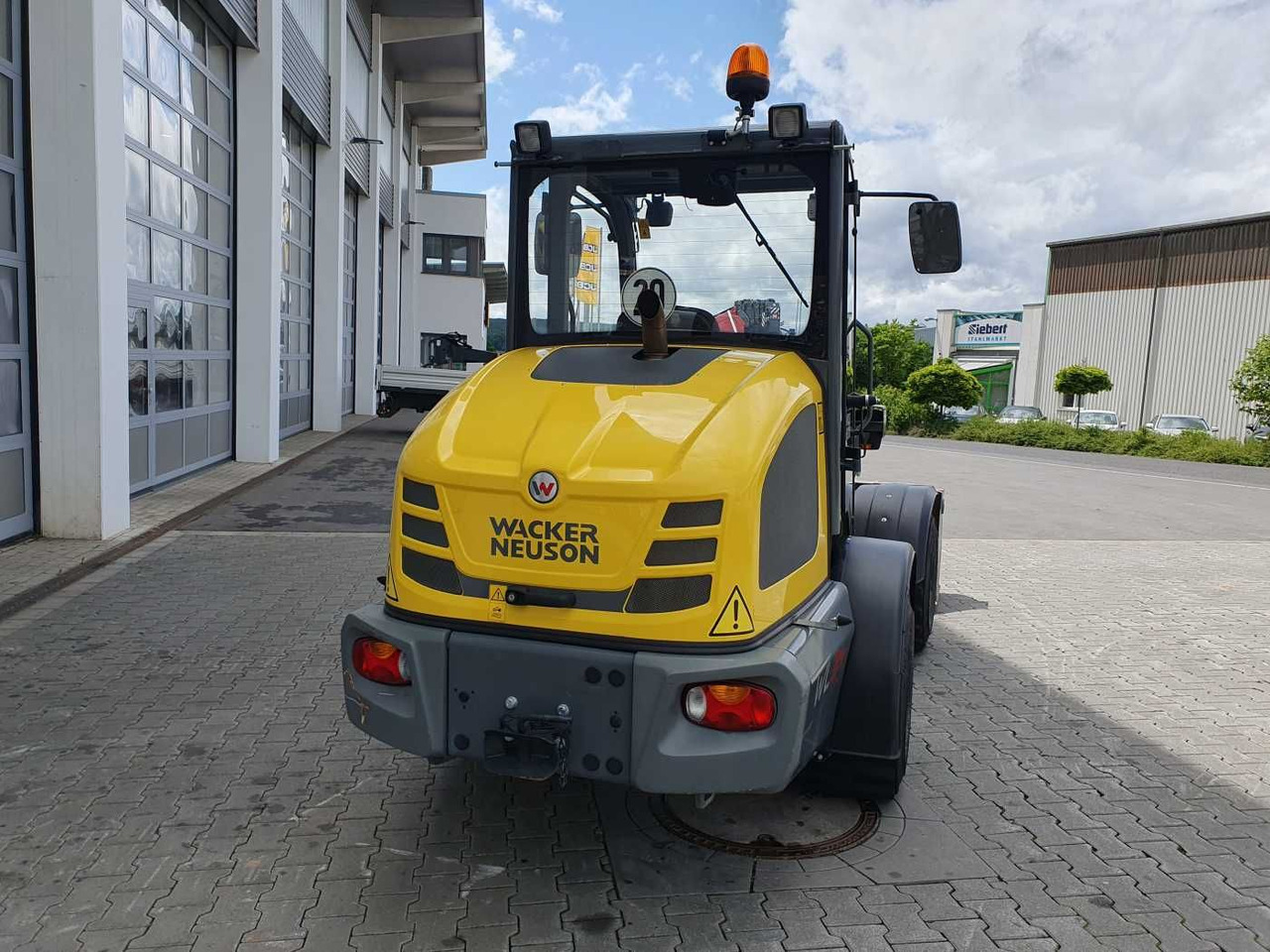 Wacker WL34 (RL40) / Schaufel + Gabel / nur 743h / 62PS - Utovarivač točkaš: slika 5 Wacker WL34 (RL40) / Schaufel + Gabel / nur 743h / 62PS - Utovarivač točkaš: slika 5