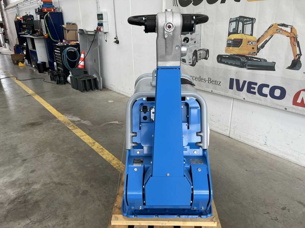 Weber Weber CR 8 Hatz-Diesel / 601kg / E-Start / DEMO - Vibraciona ploča: slika 5 Weber Weber CR 8 Hatz-Diesel / 601kg / E-Start / DEMO - Vibraciona ploča: slika 5
